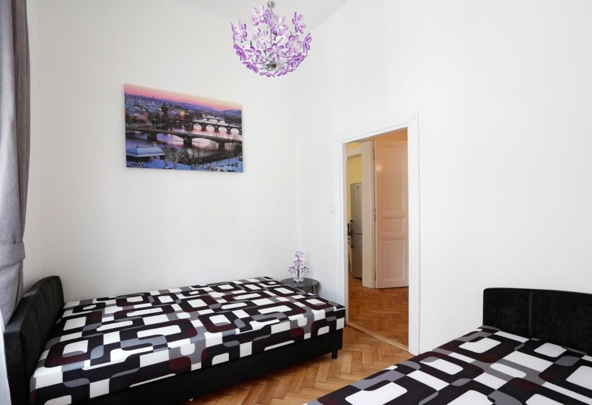 Apartment Near The Charles Bridge Πράγα Δωμάτιο φωτογραφία